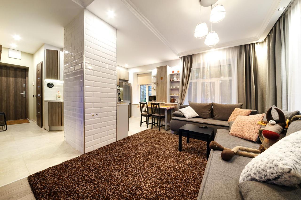 Parkcosylux Two Bedrooms Apart Free Parking Riga Bagian luar foto