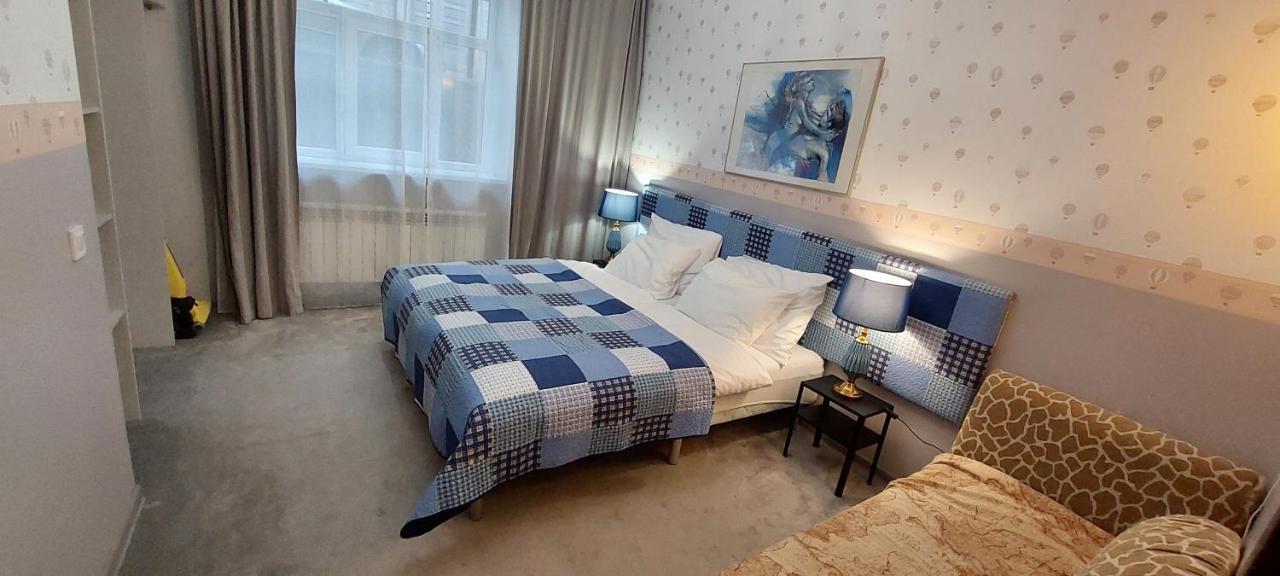 Parkcosylux Two Bedrooms Apart Free Parking Riga Bagian luar foto