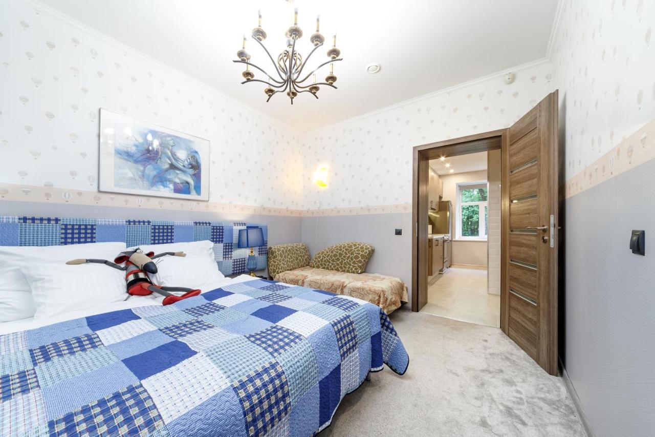 Parkcosylux Two Bedrooms Apart Free Parking Riga Bagian luar foto