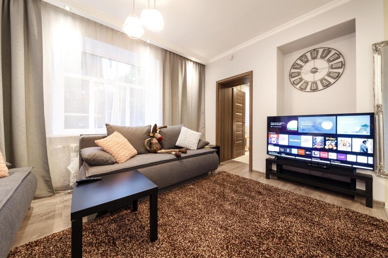 Parkcosylux Two Bedrooms Apart Free Parking Riga Bagian luar foto