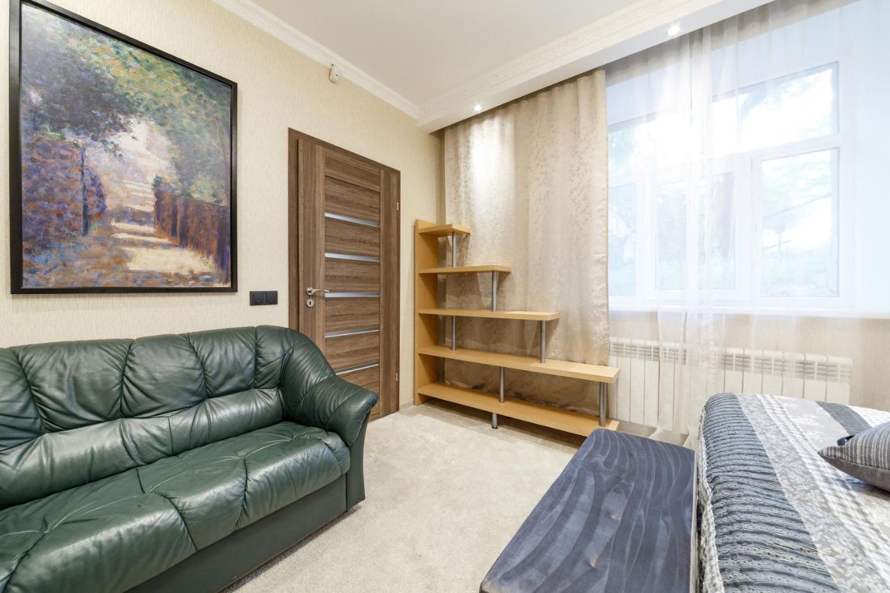Parkcosylux Two Bedrooms Apart Free Parking Riga Bagian luar foto